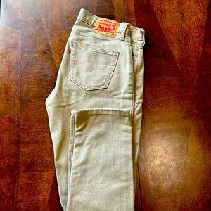 Levi’s khaki jeans